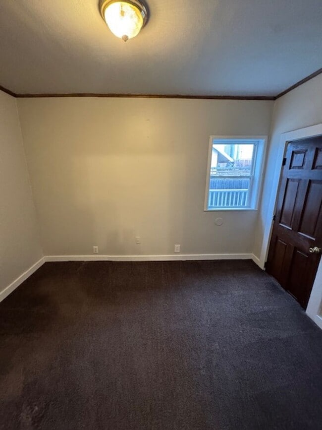 Photo - 1713 Hoagland Ave