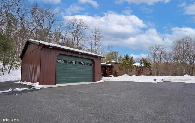 Photo - 371 Green Tree Dr