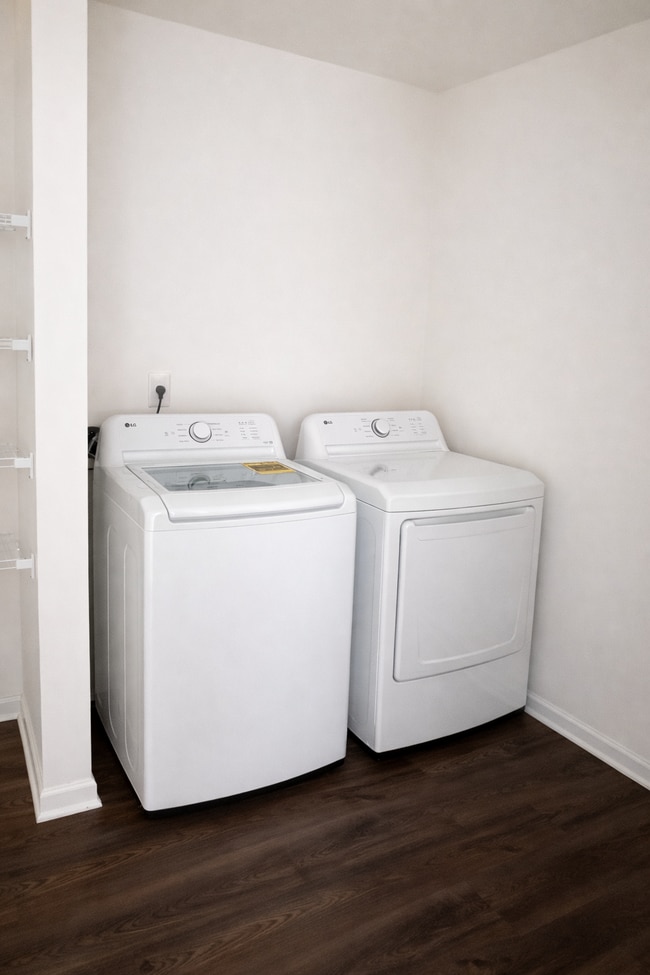 Photo - 514 Liberty Hall Dr