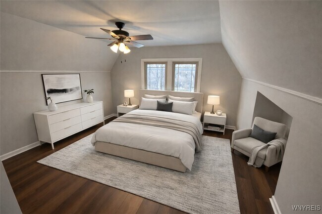 Photo - 307 Grandview Ave