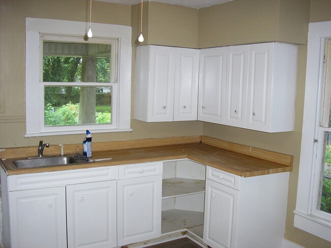 Photo - 1421 Stubbins St