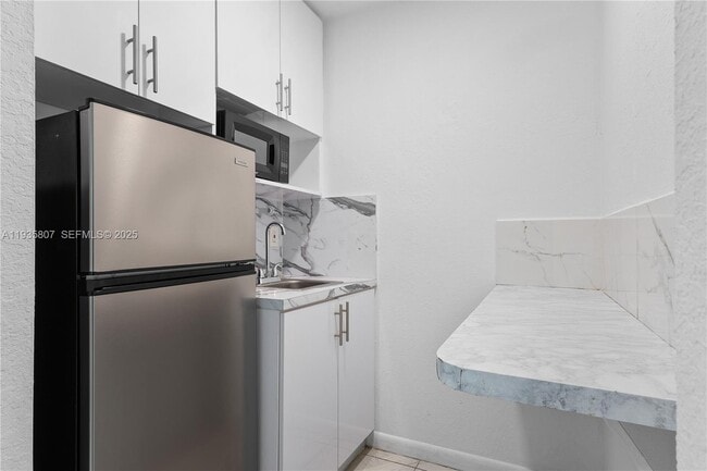 Photo - 4201 NW 25th Ave Unit 1