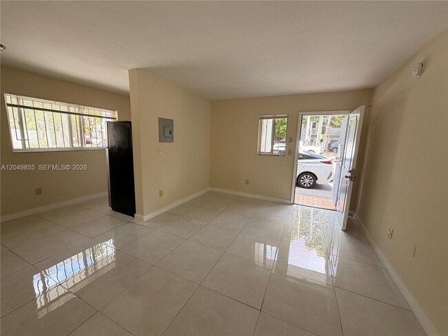 Photo - 1194 NW 19th Ave Unit 1