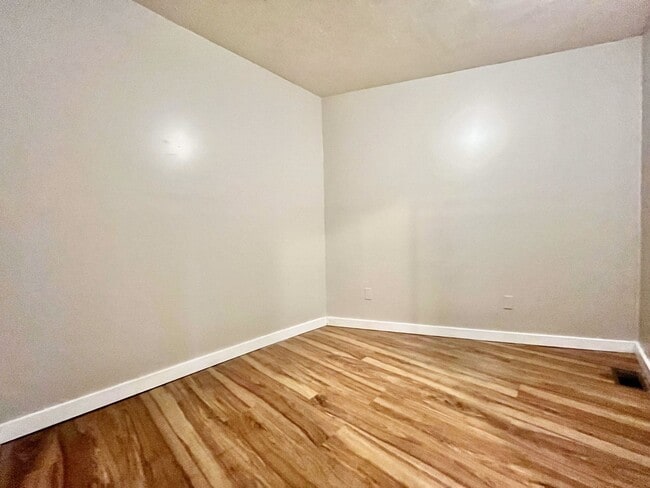 Photo - Spacious Three Bedroom Home in Muskegon