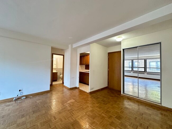 Photo - 4180 N Marine Dr Unidad 114