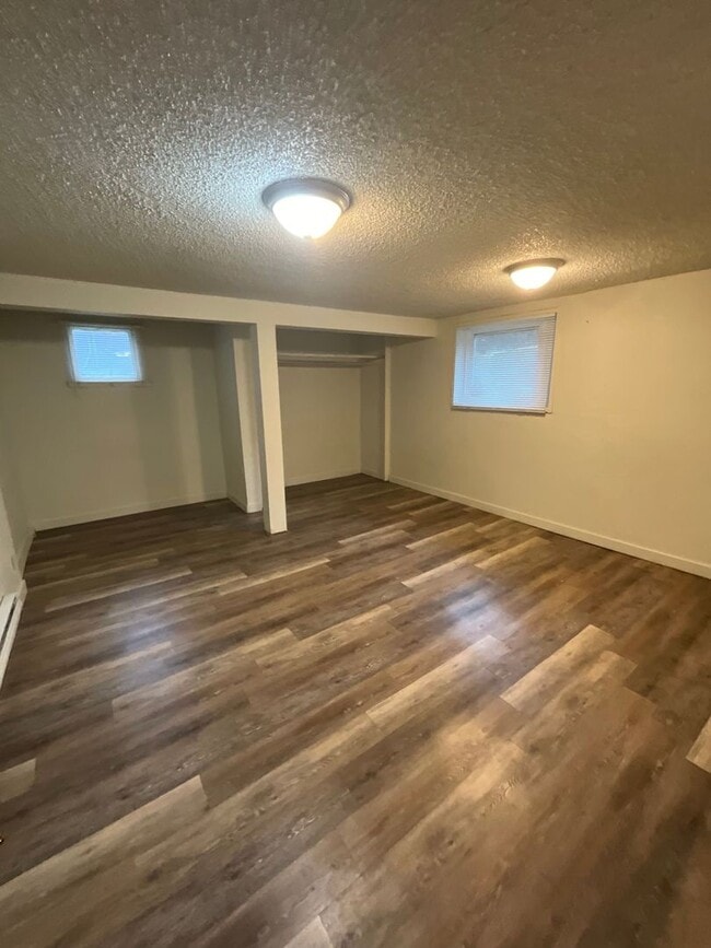 Photo - ar808 / ar806 53rd Unit 808