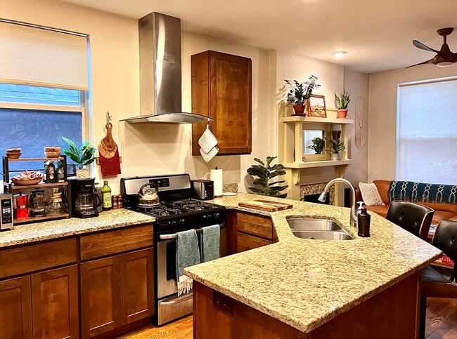 Photo - 3324 Quivas St