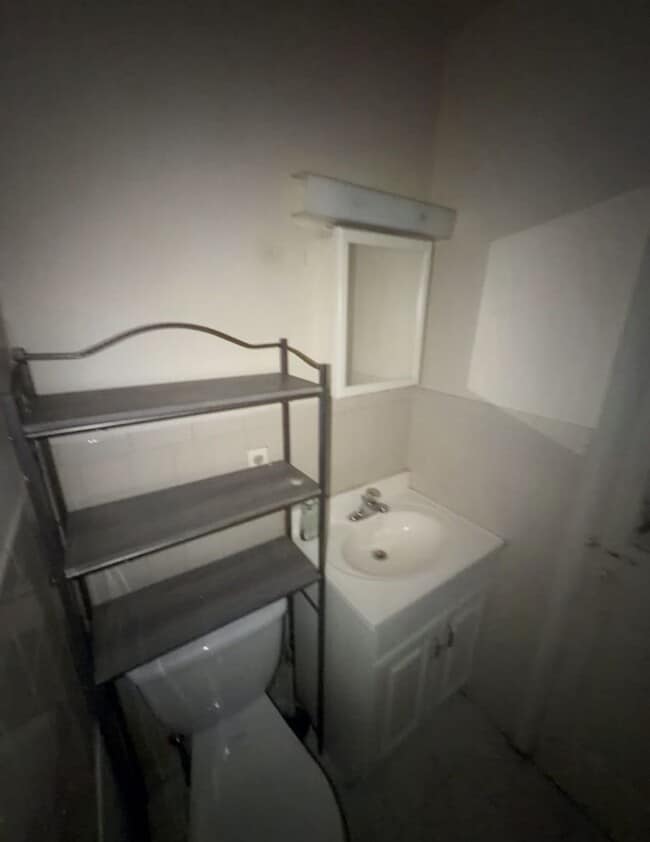 Photo - 169 W Norris St Unit Apt#3