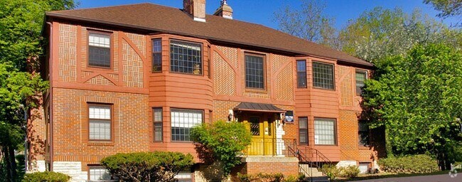 Building Photo - Walnut Manor Rental