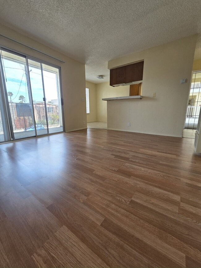 Photo - 839 Gaviota Ave Unit A
