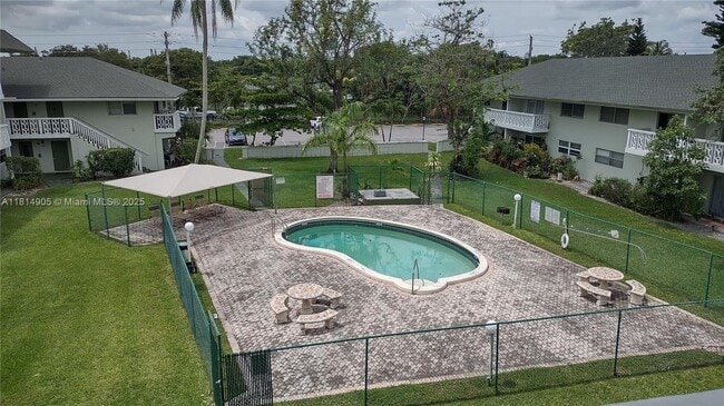 Photo - 4200 NW 3rd Ct Condo Unit 333