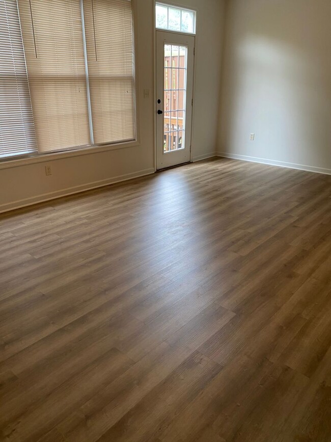 Photo - Townhouse for Rent in Taylor Springs