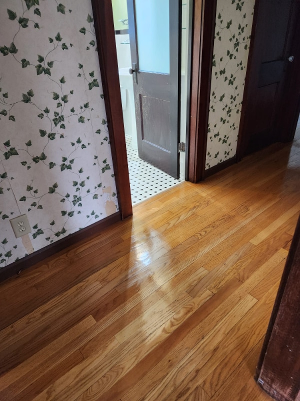 Photo - 2600 S 40th St
