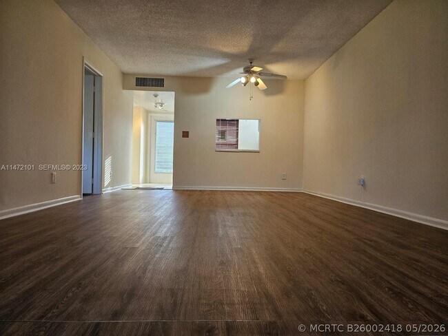 Photo - 5940 NW 64th Ave Unit 106