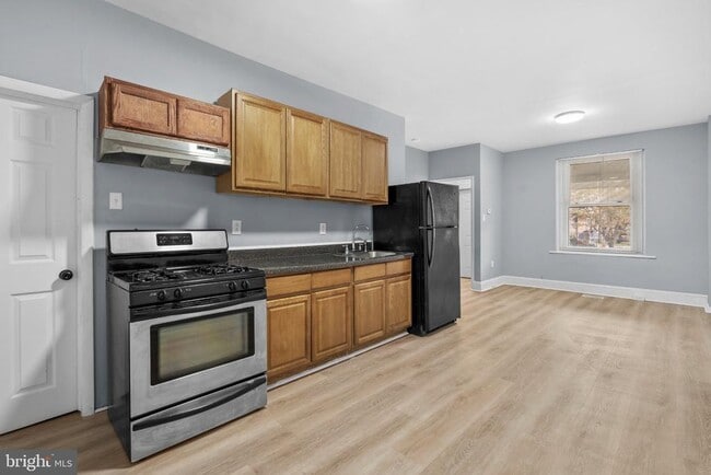 1835 W Juniata St