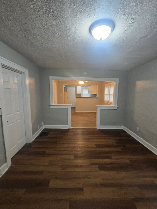 Photo - Two Bedroom Home located near 16th and Brookside Parkway