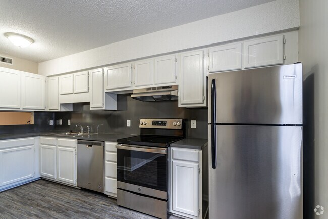 Cedar Rock - 2BR, 2.5BA - Apartments on 20th