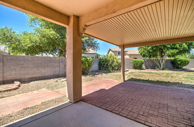 Photo - 4836 S Summit Ct