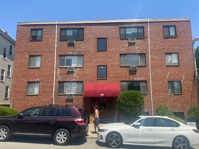 Building Photo - 226 Parker Hill Ave Unit 2