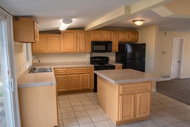 Photo - 3-bed, 2-bath home with large back yard