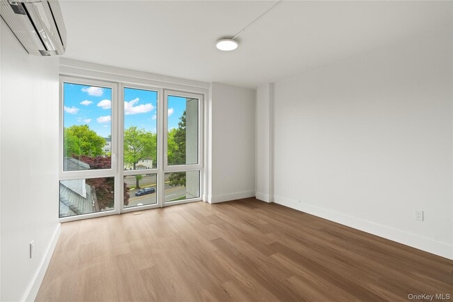 Photo - 10 Lyon Pl Unit 301/3B