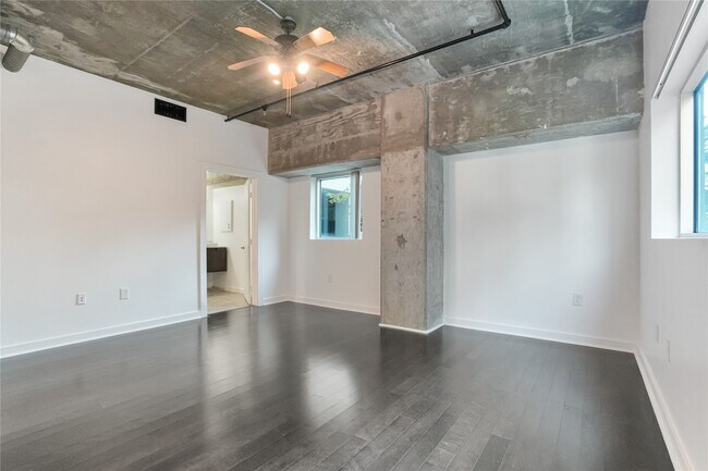 Photo - 2000 Bagby St Unit 2401
