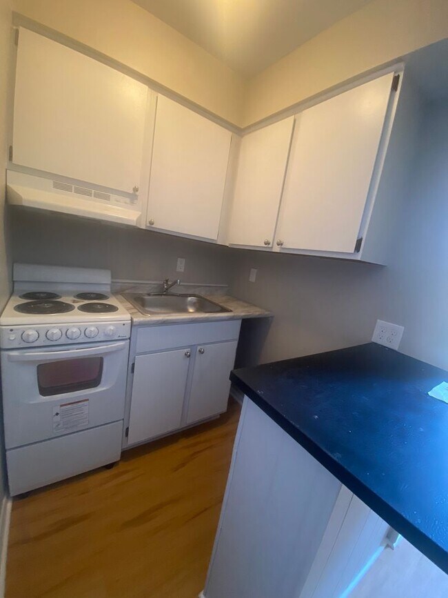 Photo - 286 N Bellefield Ave