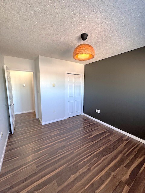 Photo - 9137-9137 96a St