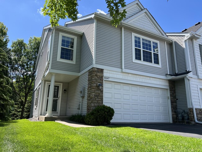 Photo - 10530 Pond Curve Townhome