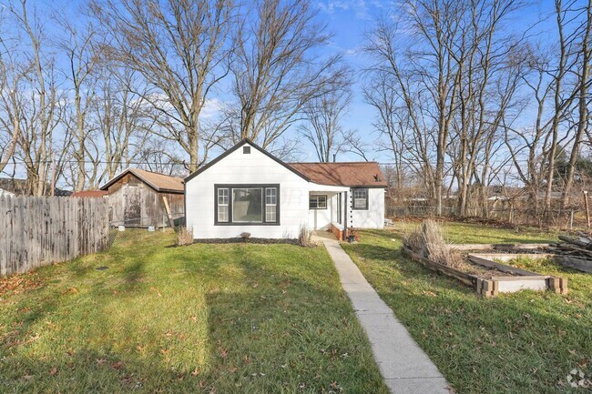 Building Photo - 2704 Kilbourne Ave Rental