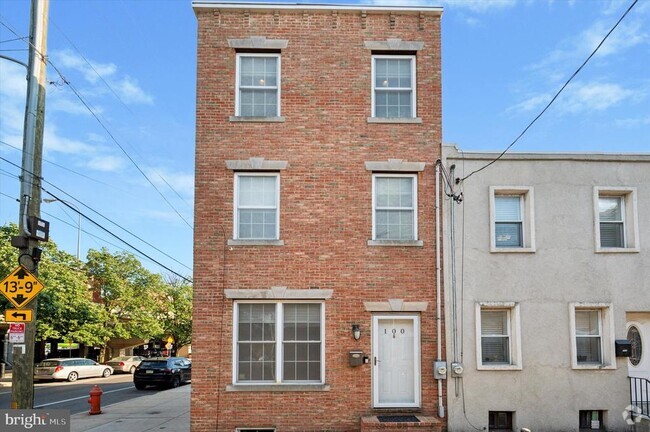 Building Photo - 100 Sigel St Rental