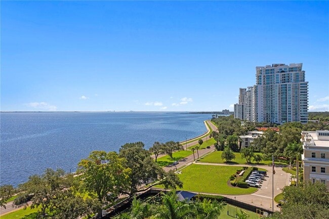 Building Photo - 3301 Bayshore Blvd Unit 1109A