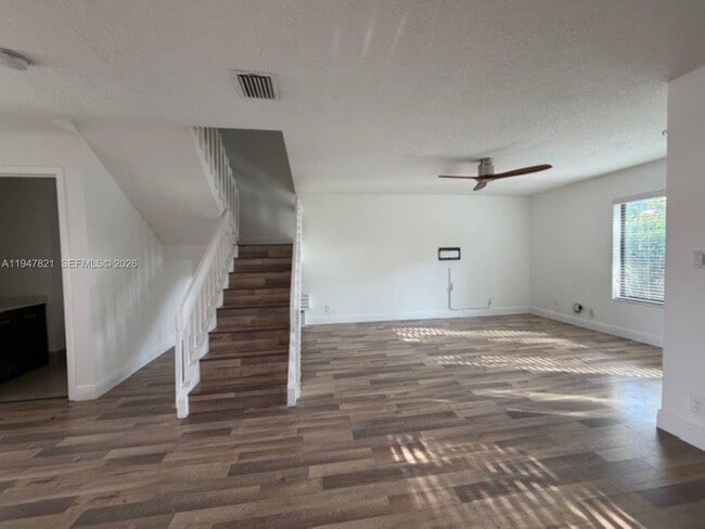 Photo - 1617 Cypress Pointe Dr