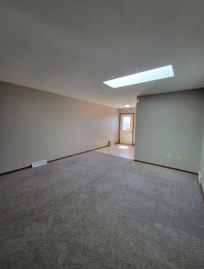 Photo - 1026 Castlewood Dr