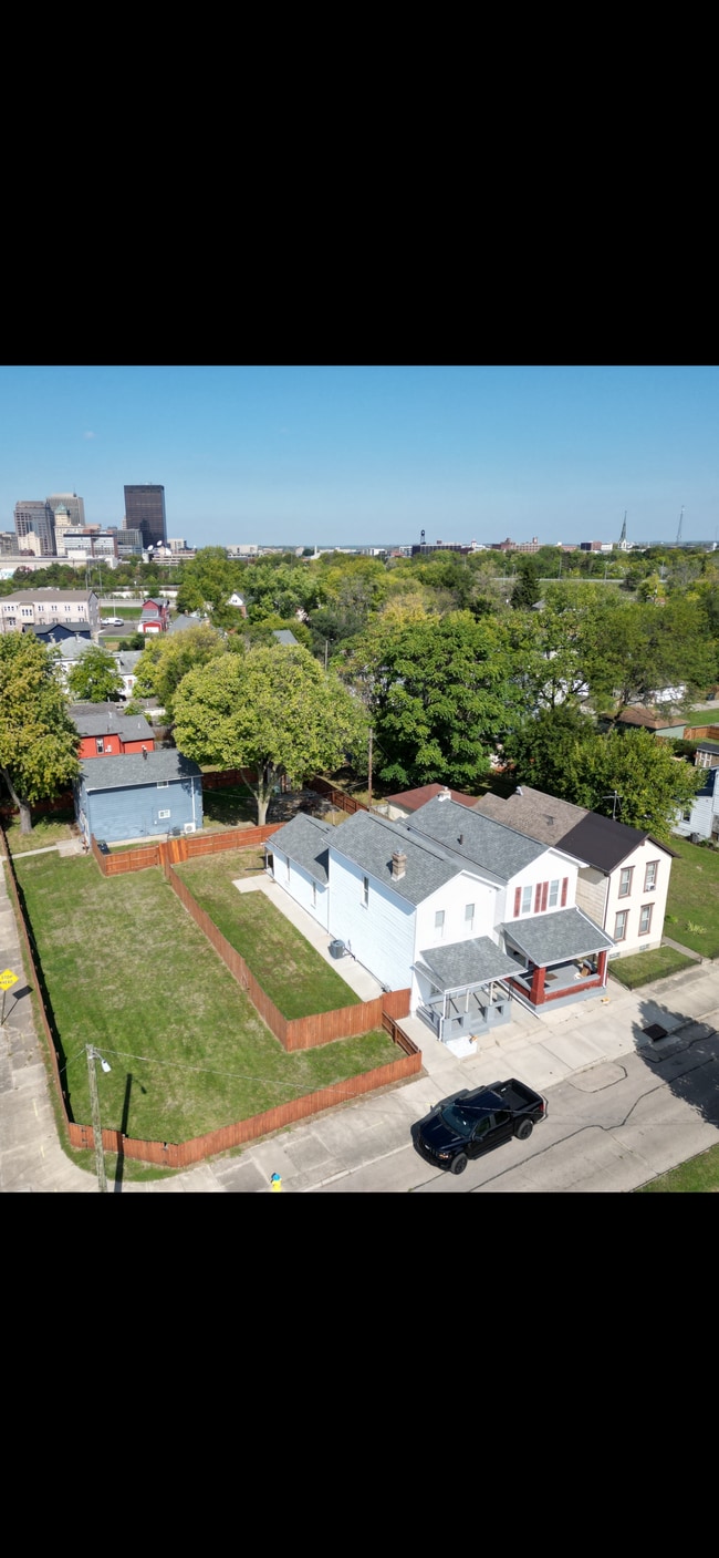 213 Burns Ave