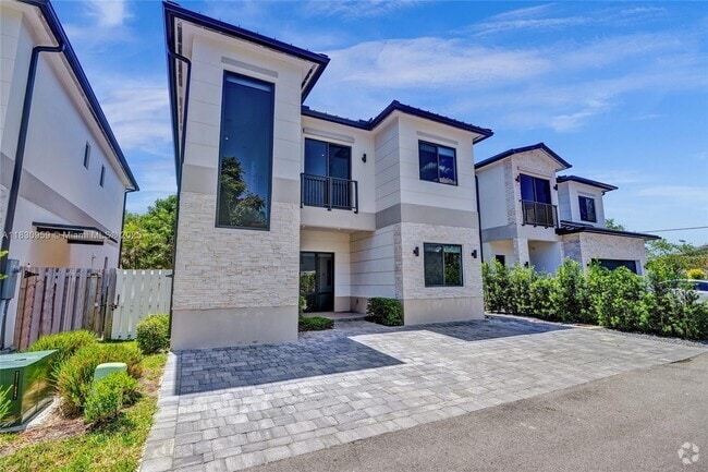Building Photo - 7759 SW 99th St Rental