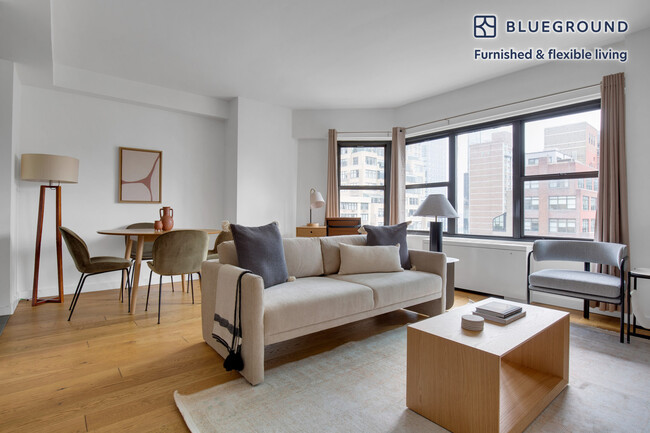 Building Photo - 279 E 44th St Rental