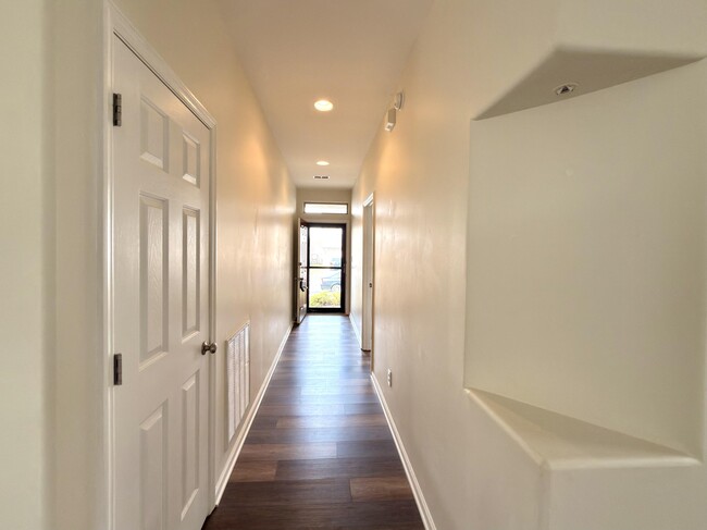 Photo - 352 Lucille Dr