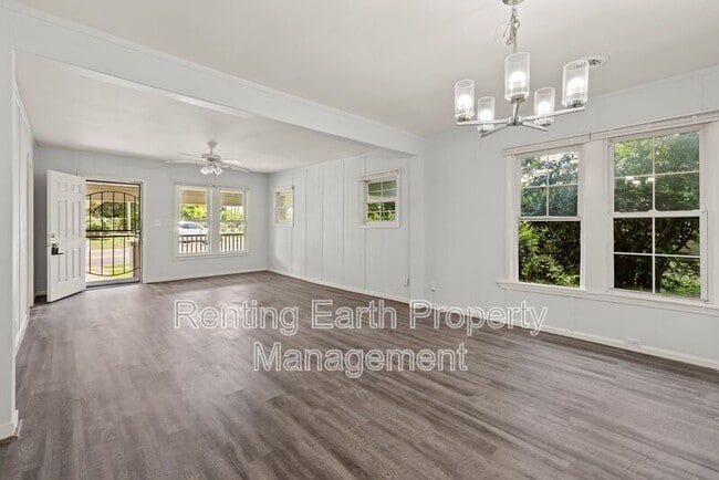 Photo - 306 83rd St S
