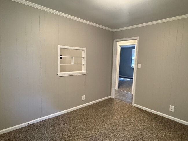 Photo - Excellent location! Just Remodeled 2 Bed/1...