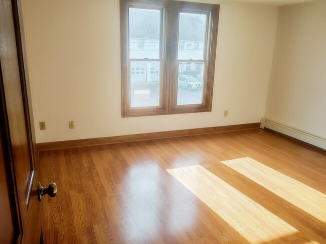 Photo - 40 Beaver Brook Rd Unit #3