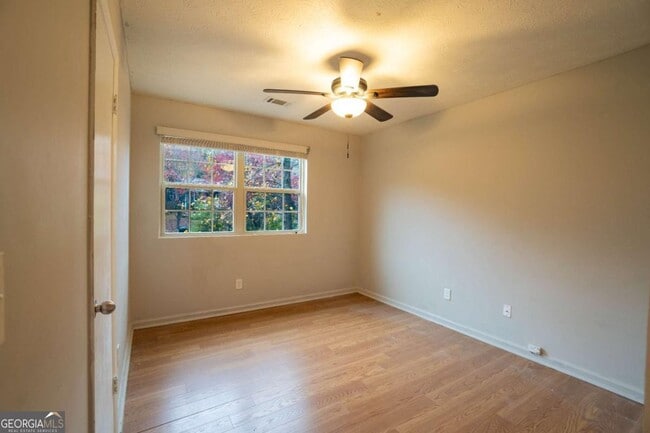 Photo - 888 Shiloh Ridge Run NW