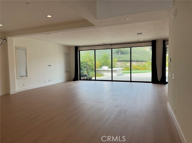 Photo - 101 Interstellar