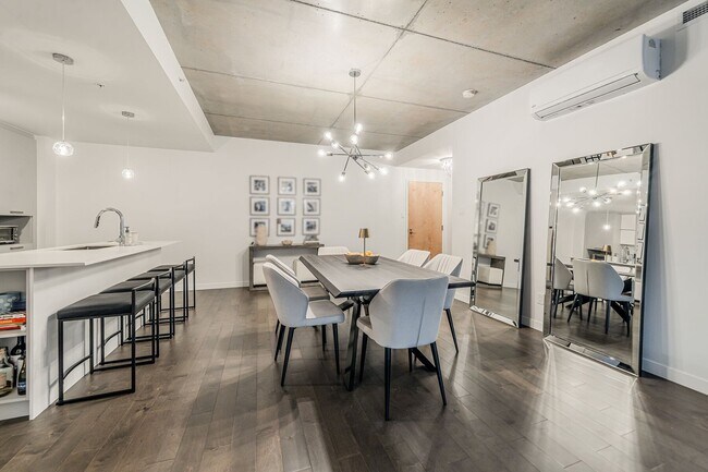 Photo - 17 Ave Gendron Unit 404