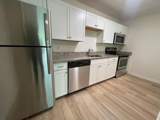 Photo - 270 Quarry St Apartment Unit 41