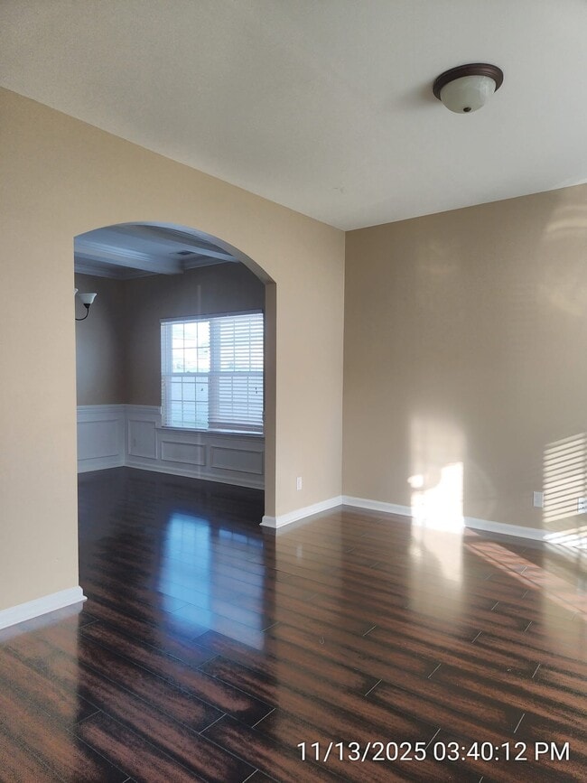 Photo - 641 Red Oak Ln