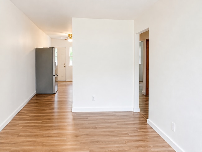 Photo - 904-904 W Fairlawn Cir Unit 902