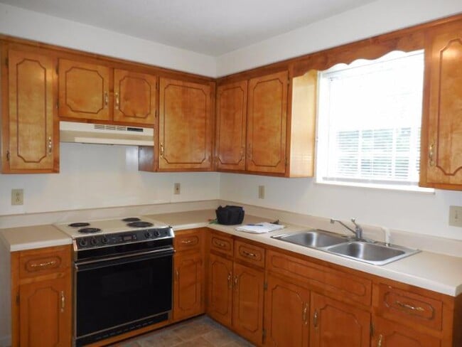 Photo - Conroy Avenue-311 Unidad 311C