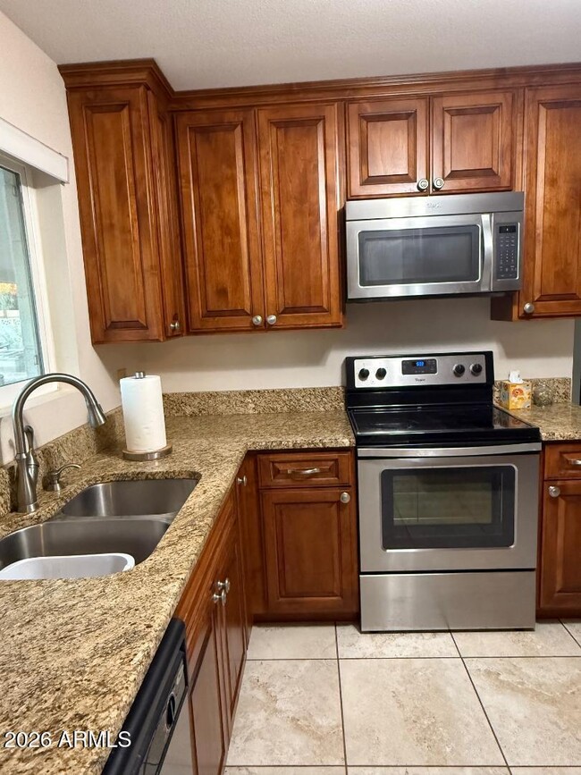 Photo - 6618 E Ellis St