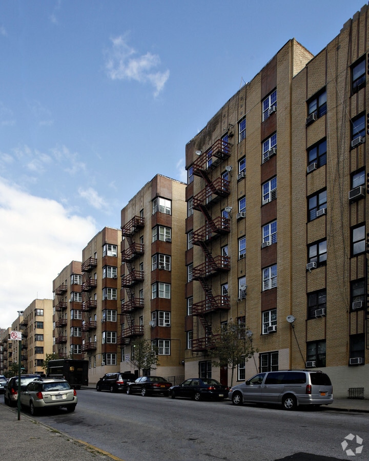 610 Trinity Ave - 610 Trinity Ave Apartments
